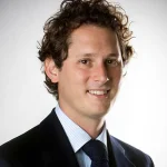 CV de John Elkann