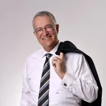 CV de Ricardo Salinas Pliegas